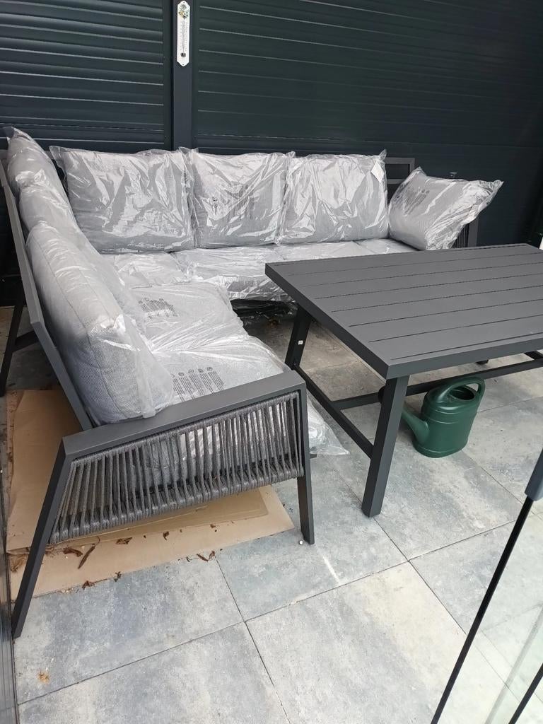 Grijze lounge tuinset, nieuw in verpakking prijs €750, Tuin en Terras, Ophalen of Verzenden, Nieuw, Aluminium