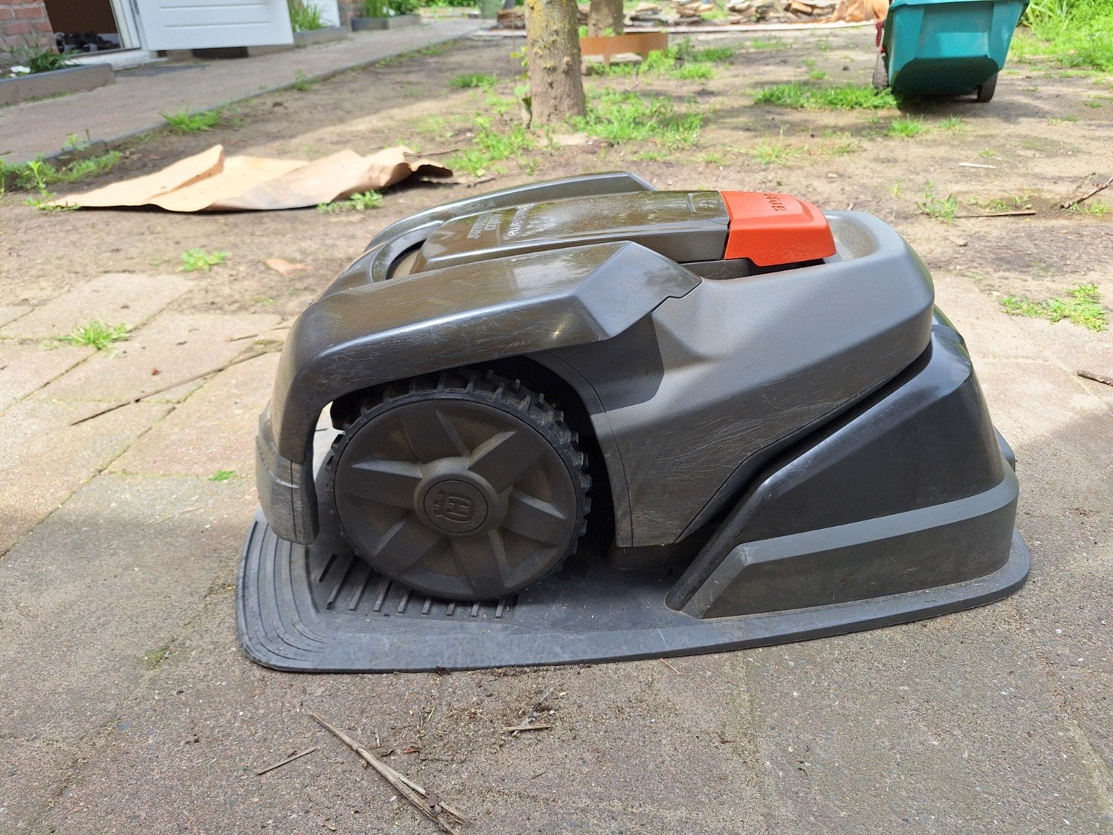 2x Husqvarna Automower 105, Ophalen of Verzenden, 20 tot 25 cm