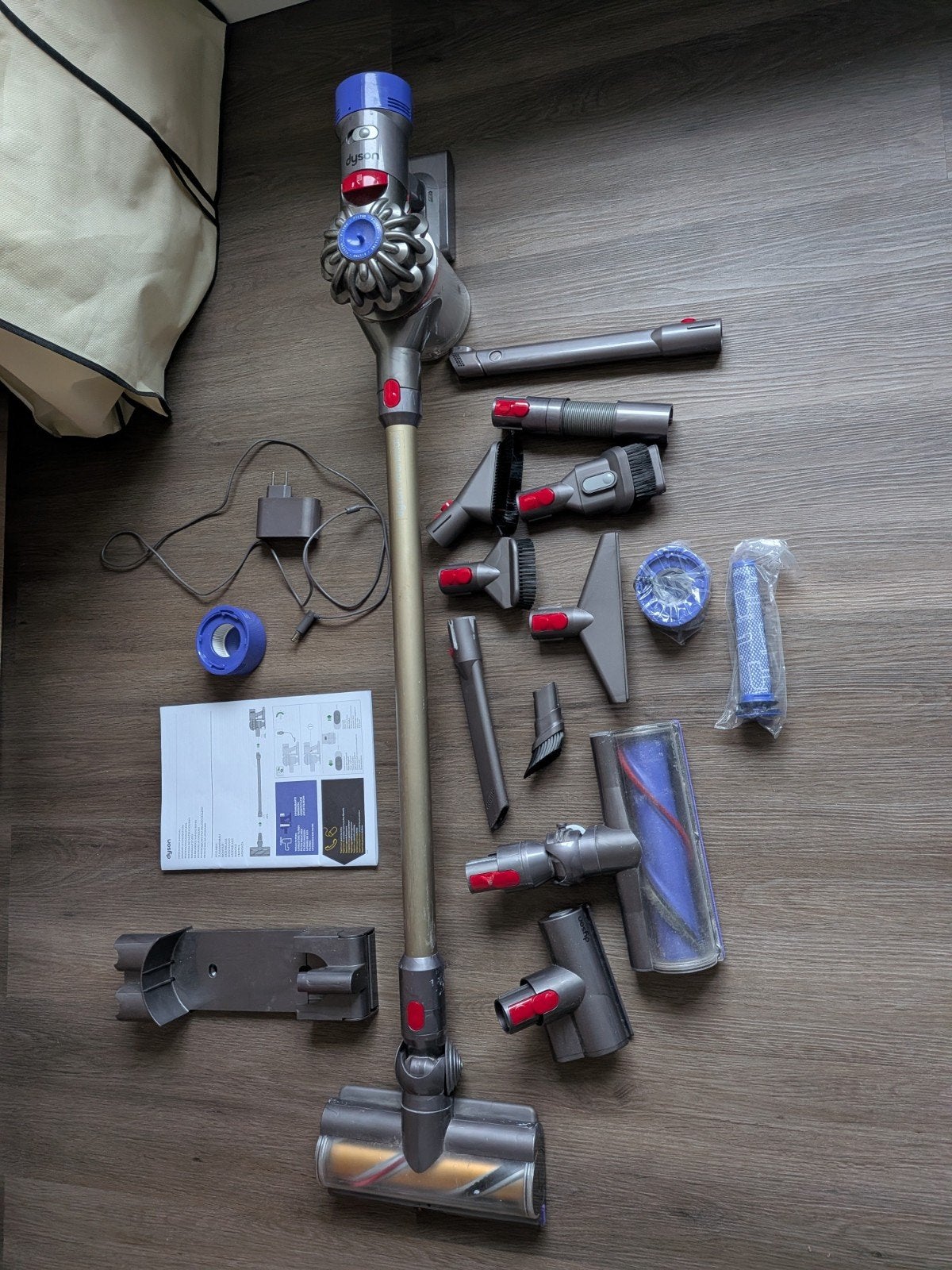 Steelstofzuiger Dyson V8 animal +, Ophalen of Verzenden, Gebruikt