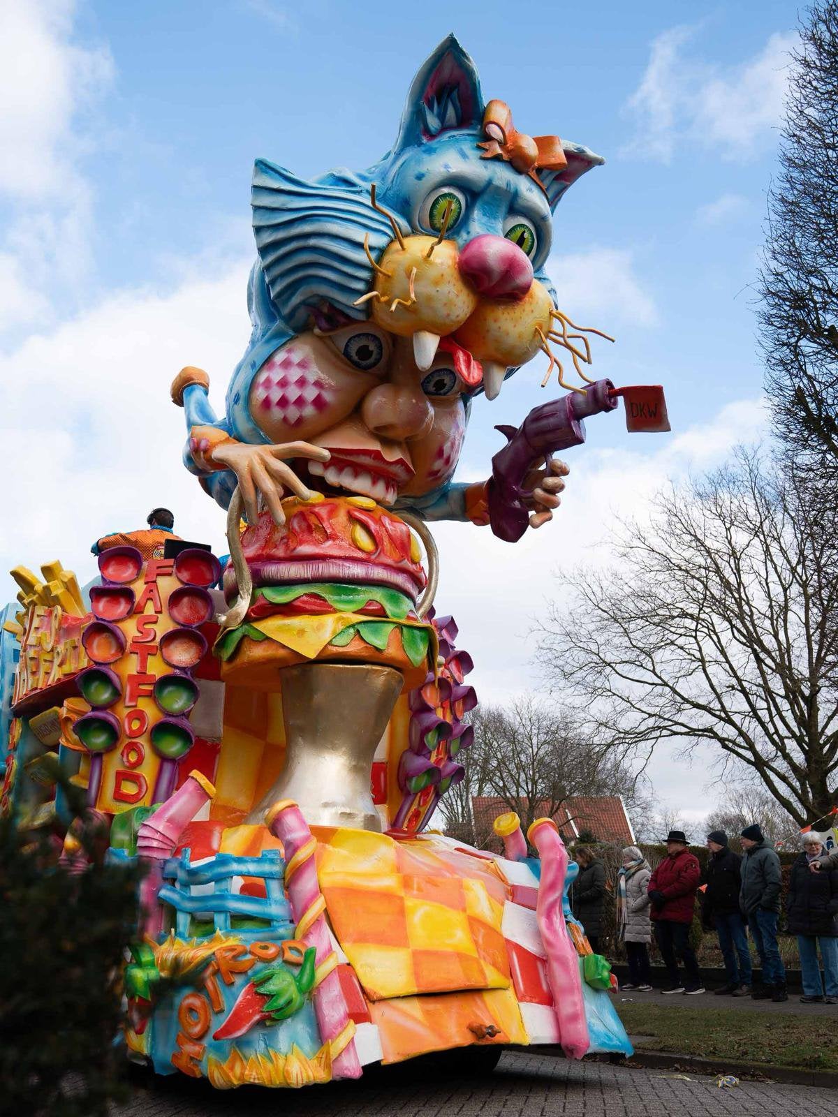 Carnavalswagen zelfrijdend thema fastfood, Ophalen