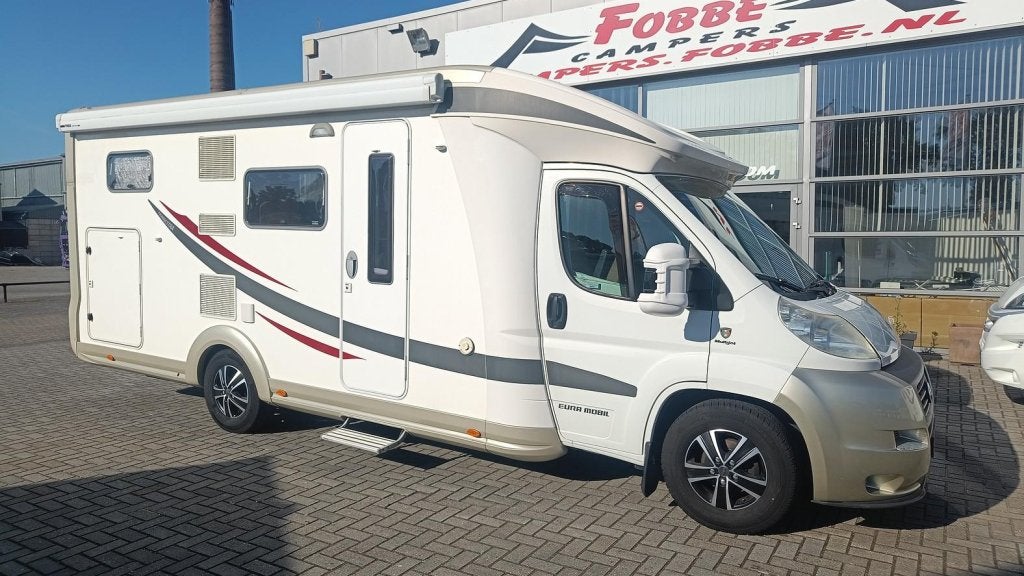 Eura Mobil Terrestra 700 EB TT, Ringverwarming, Fiat, Oven, Bedrijf