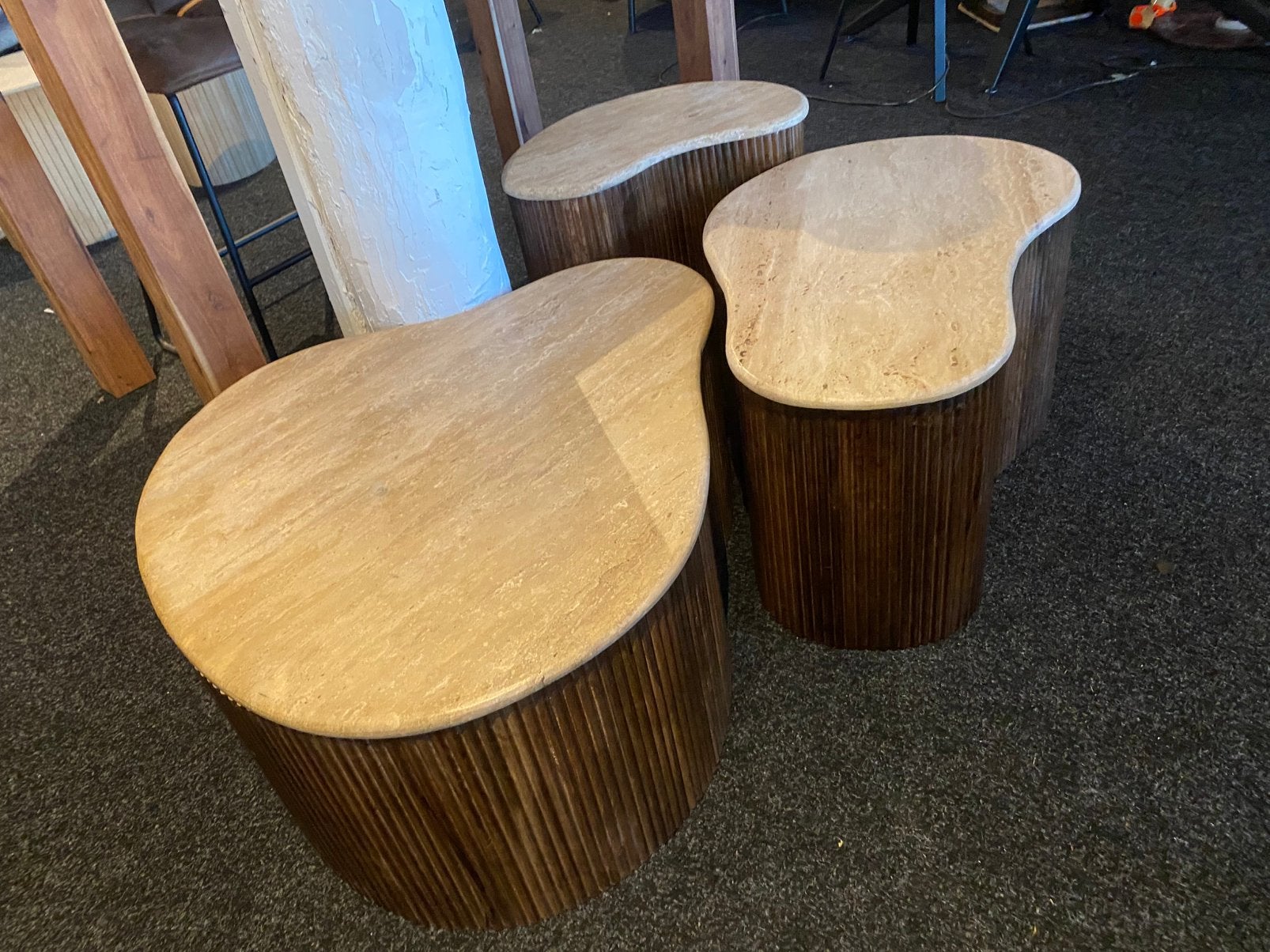 Salontafel set organische vorm Japandi travertin mangohout, Ophalen, Nieuw, 50 tot 100 cm, Overige vormen