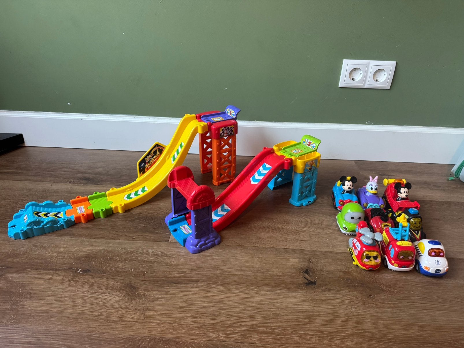 Vtech racebaan 3 in 1, Ophalen, Zo goed als nieuw, 6 maanden tot 2 jaar