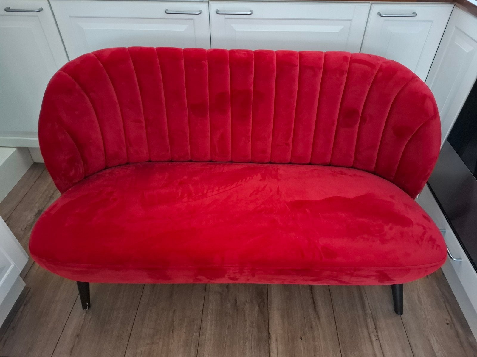 Rood fluwelen bankje 2-zits, Ophalen, Gebruikt, Tweepersoons, 75 tot 100 cm