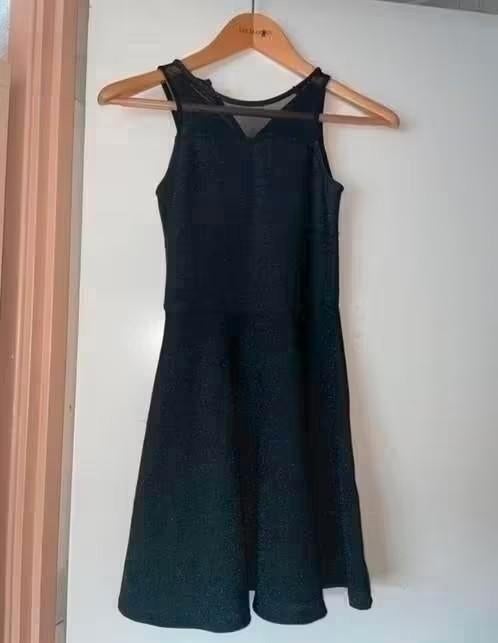 Zwart glitter jurkje maat 146-152, Kinderen en Baby's, Kinderkleding | Maat 146, Ophalen of Verzenden, Zo goed als nieuw, Meisje
