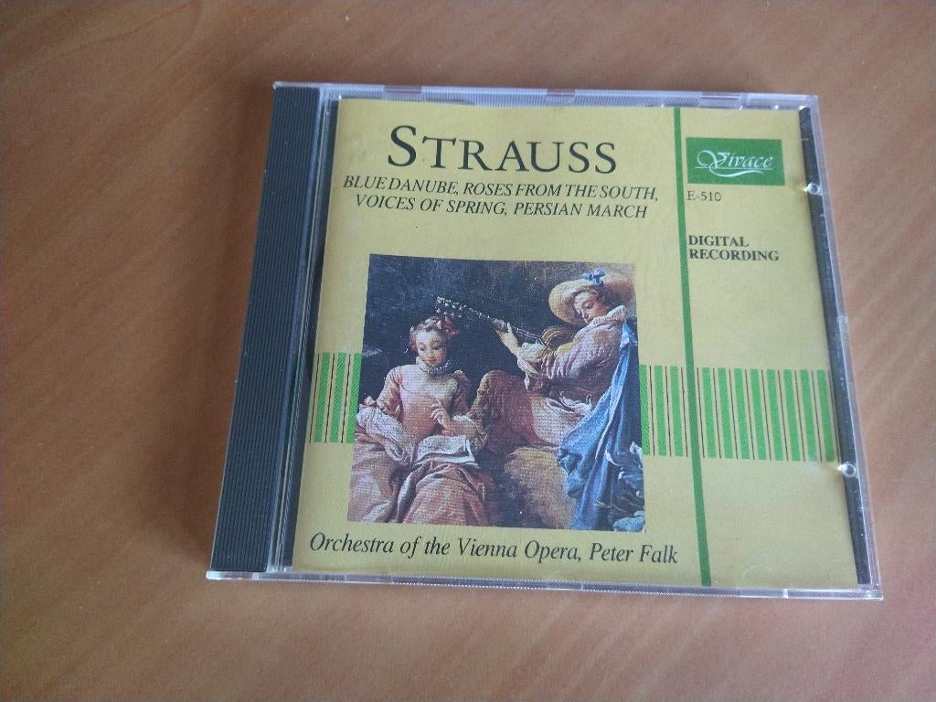 CD Strauss - Blue Danube Waltz, Roses from the South ea., Ophalen of Verzenden, Romantiek, Zo goed als nieuw, Orkest of Ballet