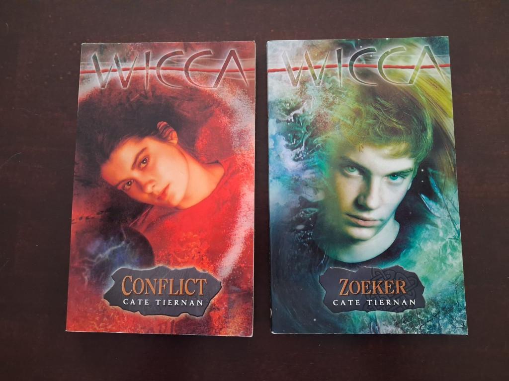 Cate Tiernan - Wicca 9 conflict & 10 zoeker, Ophalen of Verzenden, Zo goed als nieuw