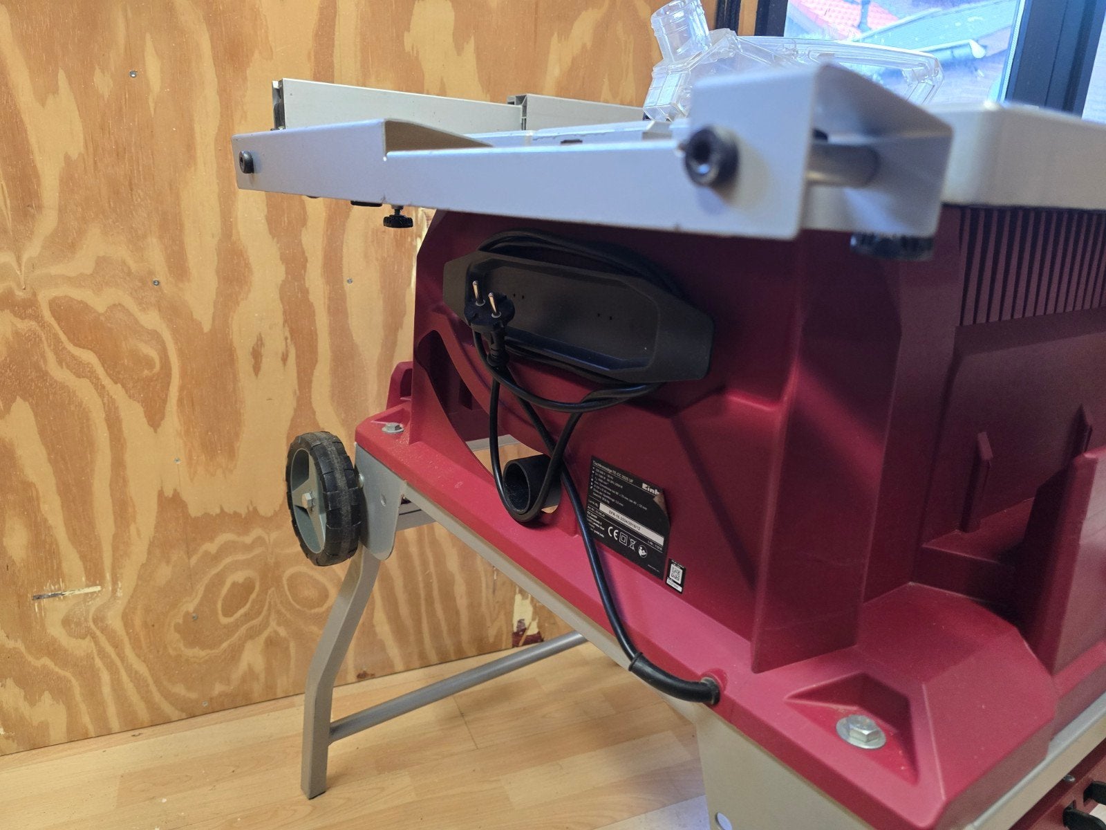 Einhell TE-CC 2025 UF Tafelzaag met DeWalt zaagblad, Ophalen, Cirkelzaag, 70 mm of meer, Einhell