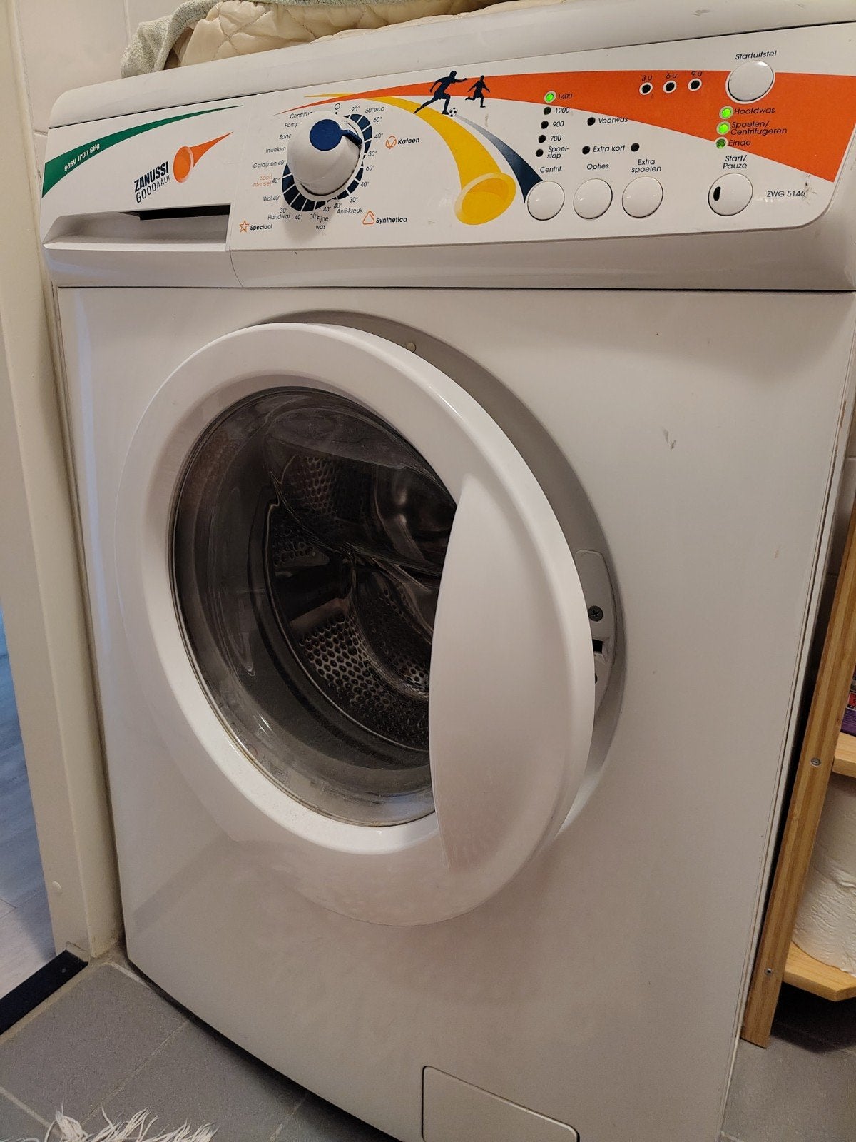 Zanussi Wasmachine - 6 kg, Witgoed en Apparatuur, Ophalen, 1200 tot 1600 toeren, Gebruikt, 4 tot 6 kg