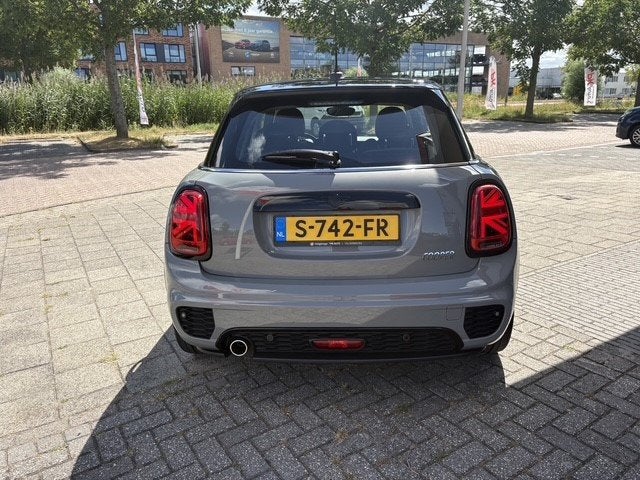 MINI 5-deurs 1.5 Cooper Burgundy Edition | Navi | Cruise | 3, Auto's, Mini, 12 maanden, 136 pk, Gebruikt, Leder en Stof