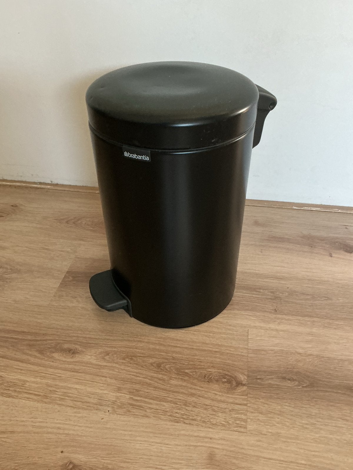 Brabantia pedaalemmer -Zwart, Ophalen, Gebruikt, Met pedaal, Metaal