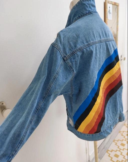 Spijkerjasje met regenboog Noisy May maat S/M/L, Maat 38/40 (M), Blauw, Ophalen of Verzenden, Gedragen