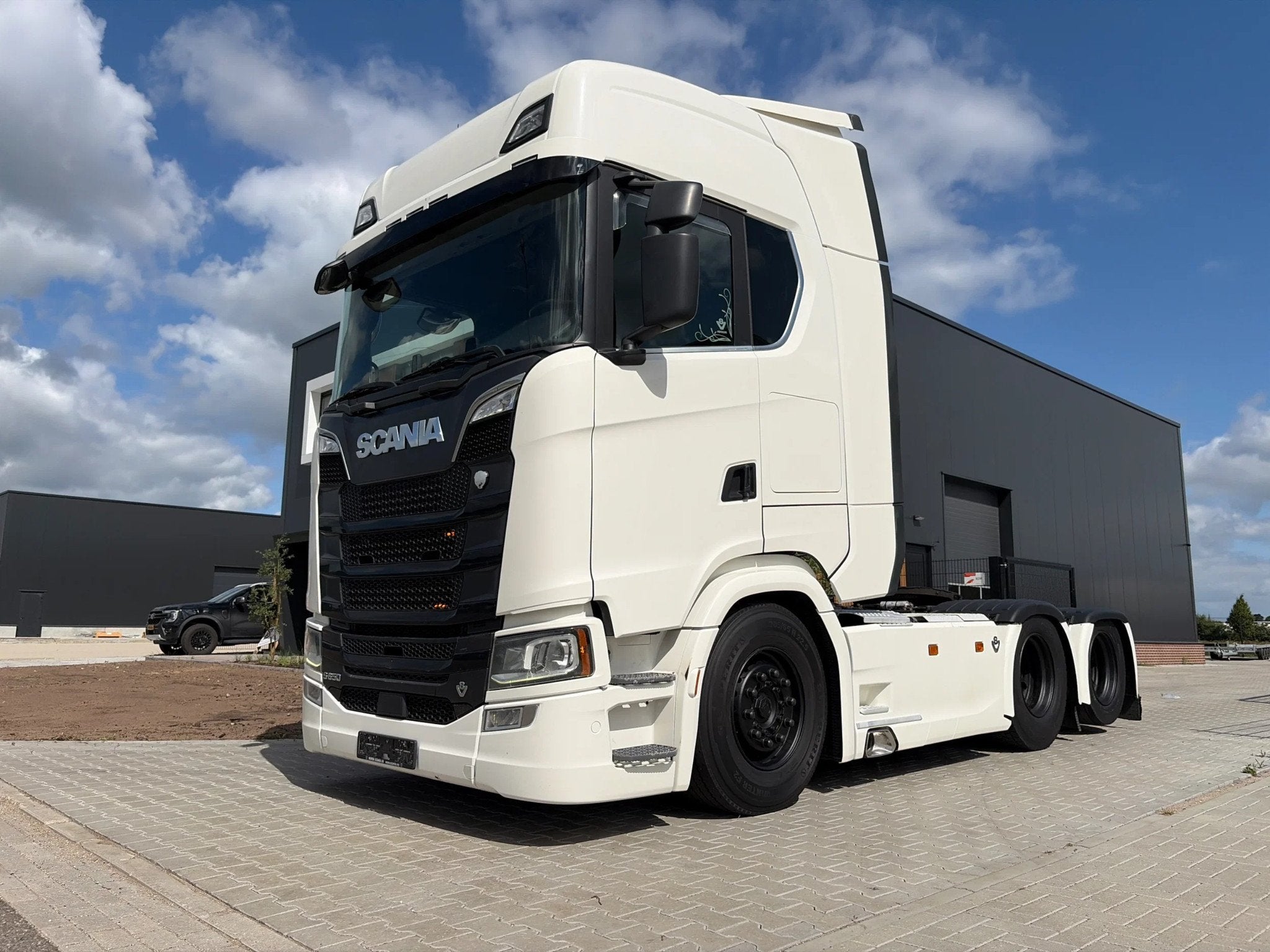 Scania S650 V8 NGS 6x2 tractor, 315 wb, full-air, retarder,, Automaat, Lederen bekleding, Euro 6, Scania