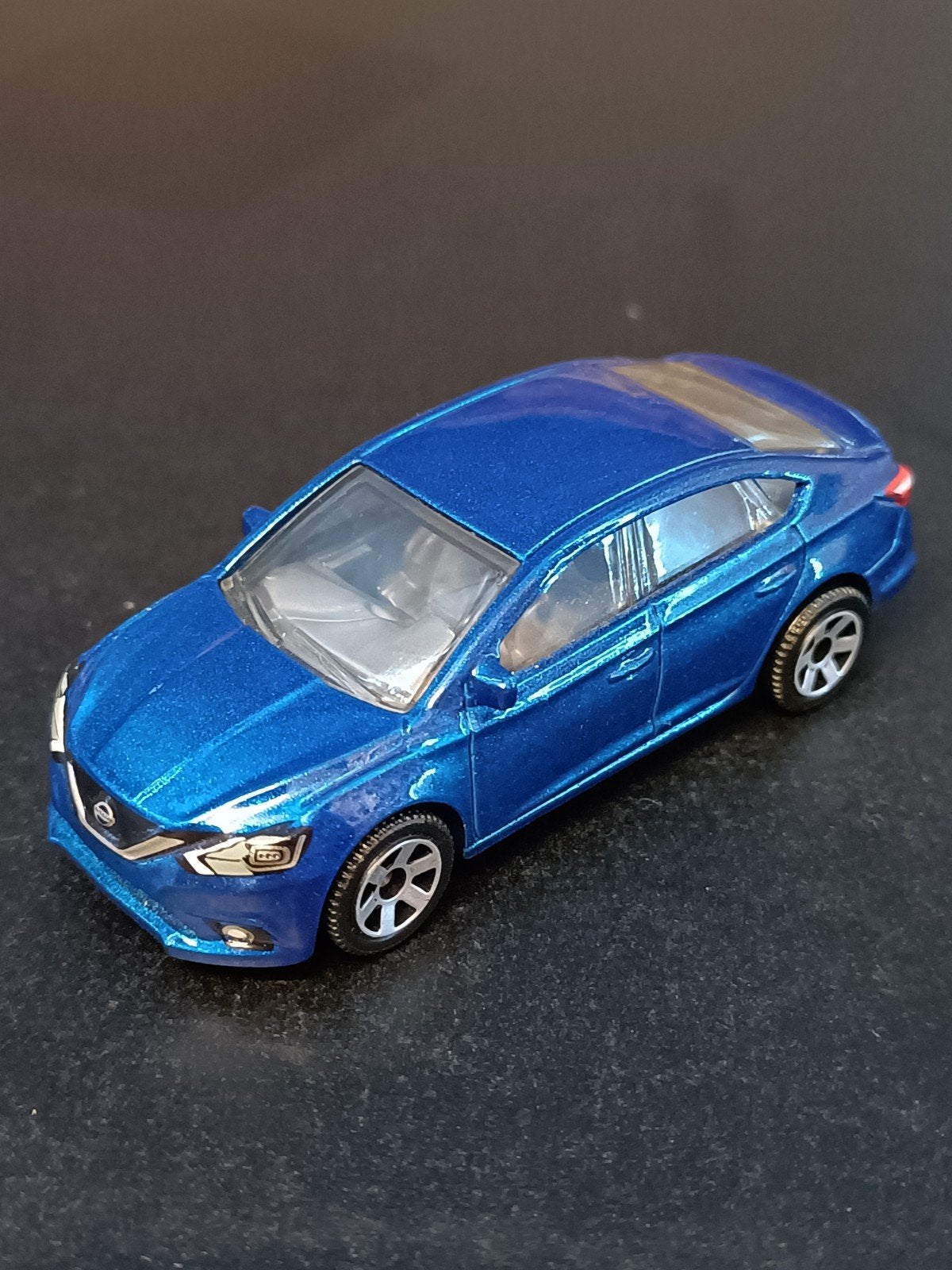 matchbox Nissan Sentra Speelgoedauto, Ophalen of Verzenden, Zo goed als nieuw, Auto