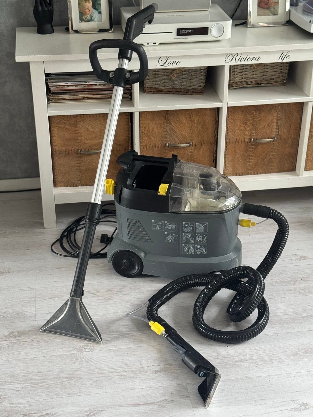 Professionele tapijtreiniger Karcher Puzzi 8/1C, Overige merken, Gebruikt, Vloerreiniger, Reservoir