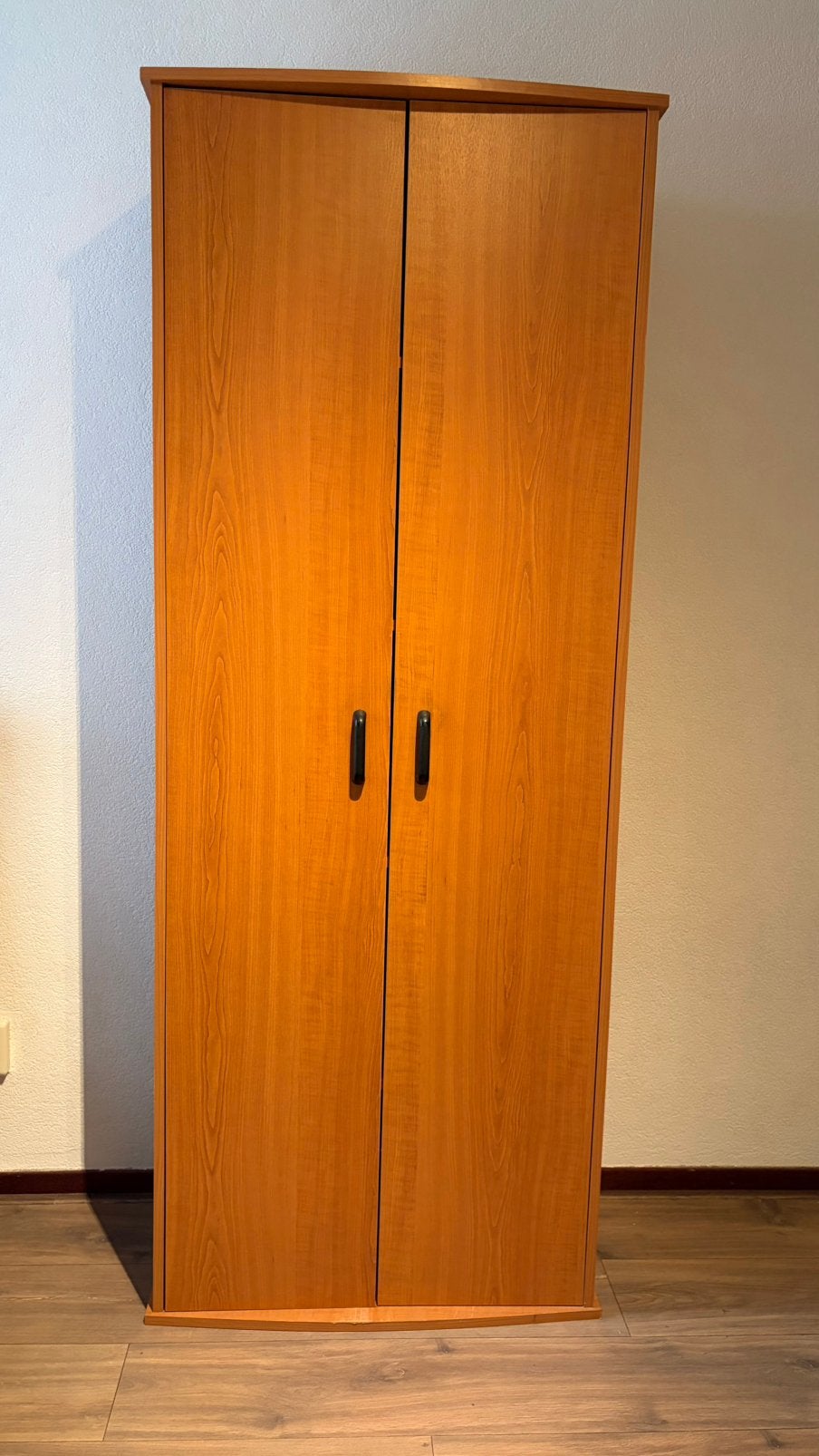 Kast. Voor buro of gewoon opslag, Huis en Inrichting, Ophalen, 50 tot 100 cm, Zo goed als nieuw, 150 tot 200 cm