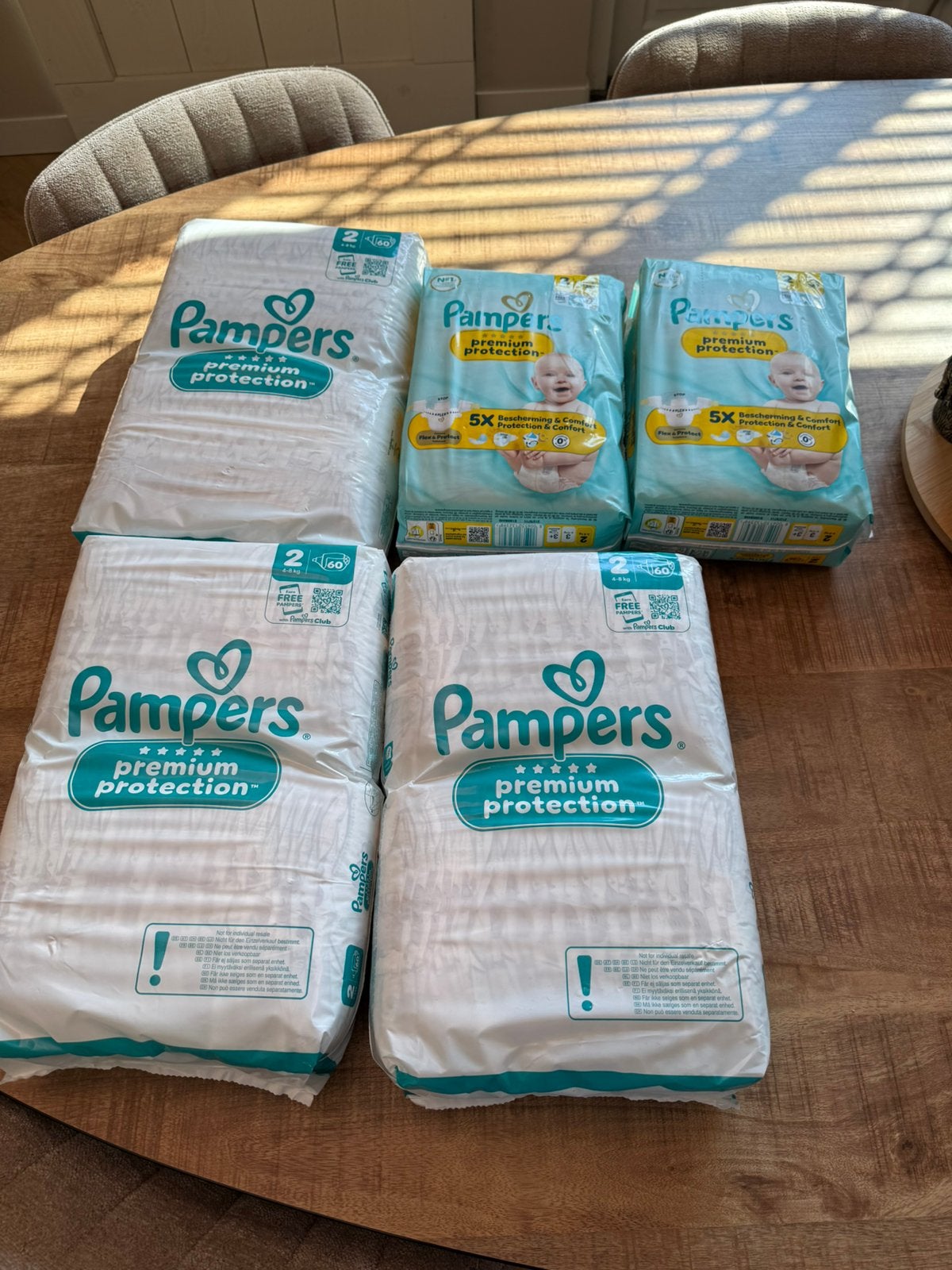 Pampers maat 2     252 stuks, Ophalen, Zo goed als nieuw, Overige typen