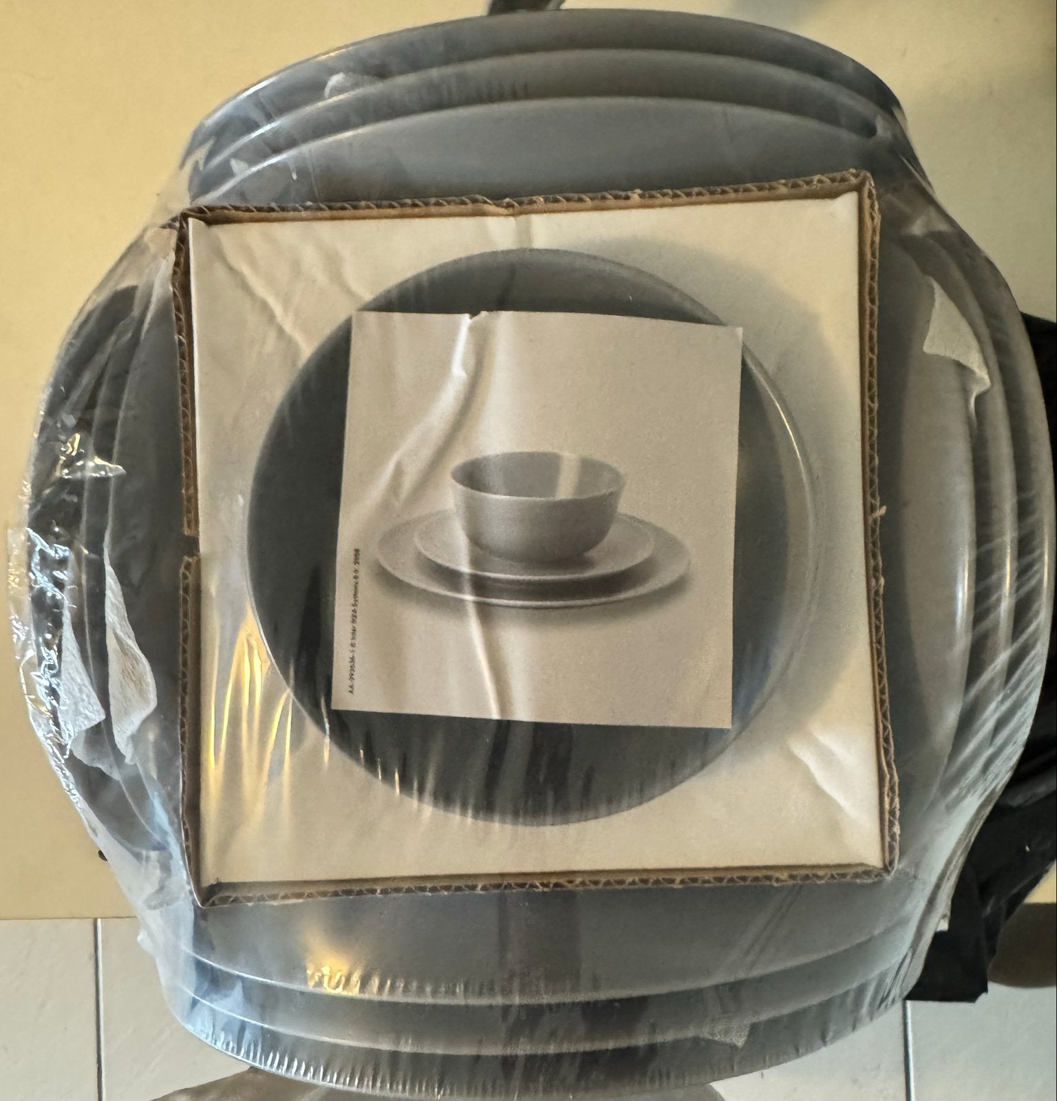 IKEA DINERA Servies 18-delig - Grijs, Huis en Inrichting, Ophalen, Nieuw, IKEA, Modern