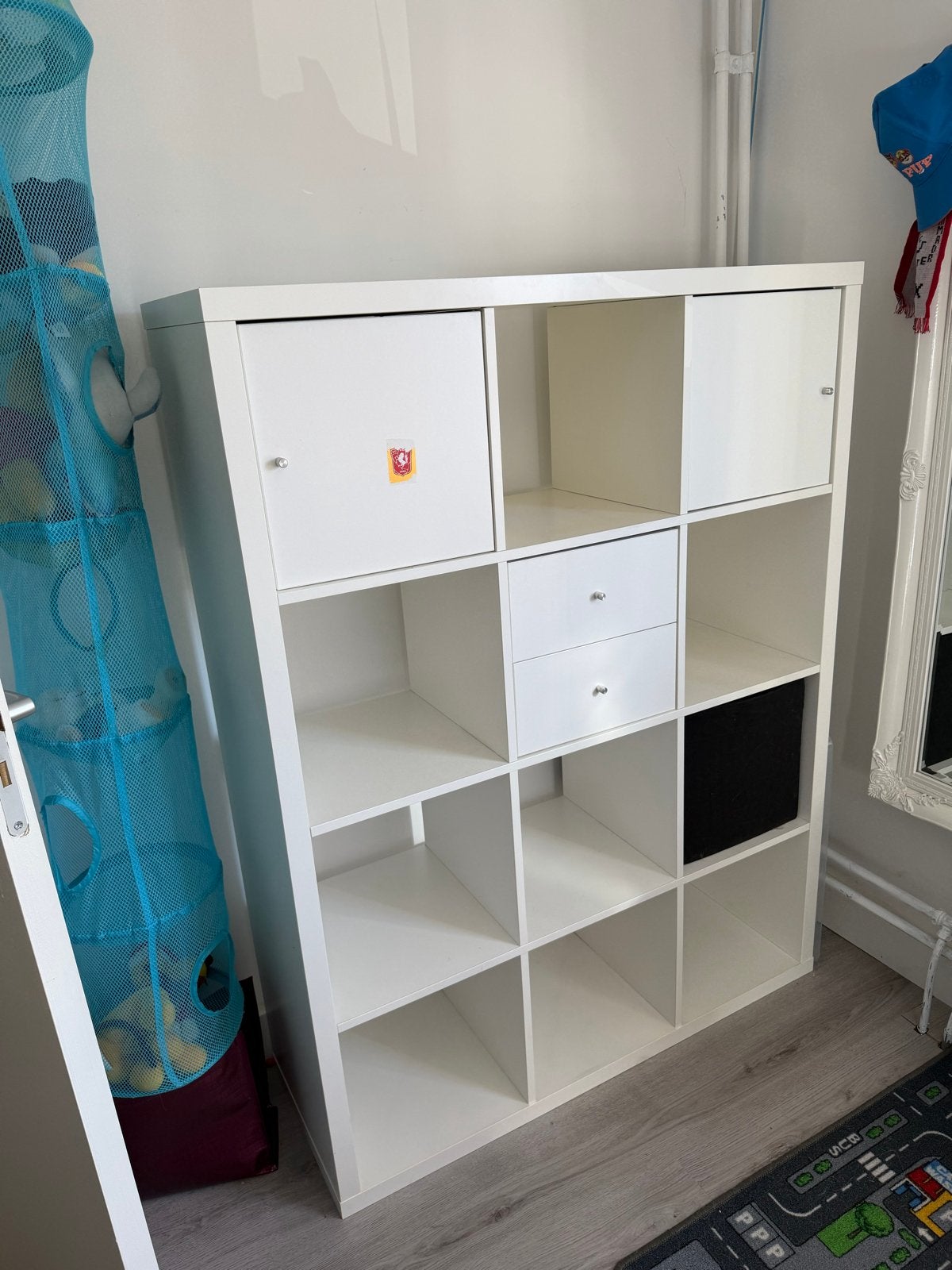 IKEA KALLAX Kast - Wit met deuren en lades, Overige materialen, Gebruikt, 100 tot 150 cm, Ophalen of Verzenden