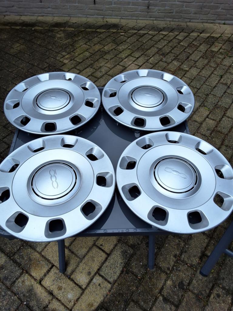 Fiat 500 wieldopset 4 stuks 14 inch, Auto diversen, Wieldoppen, Ophalen