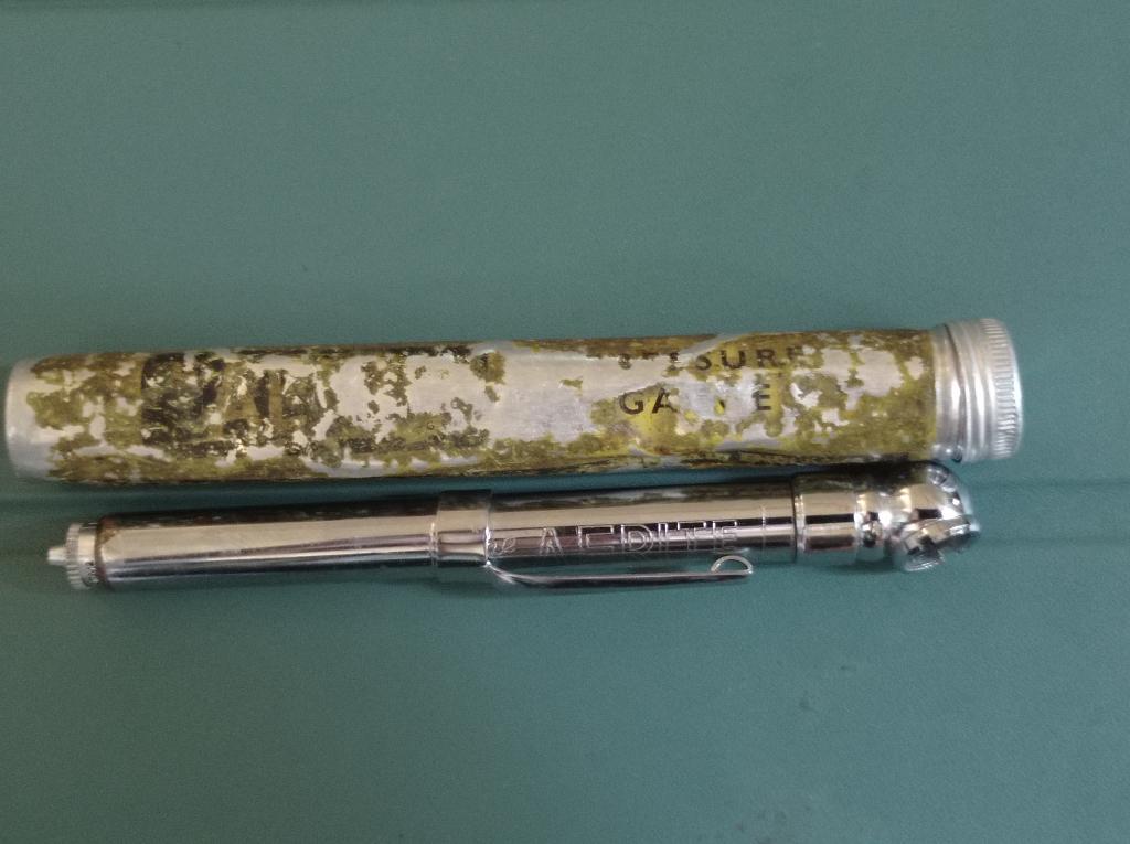 Vintage Bandenspanningsmeter Aerite, Ophalen, Gebruikt