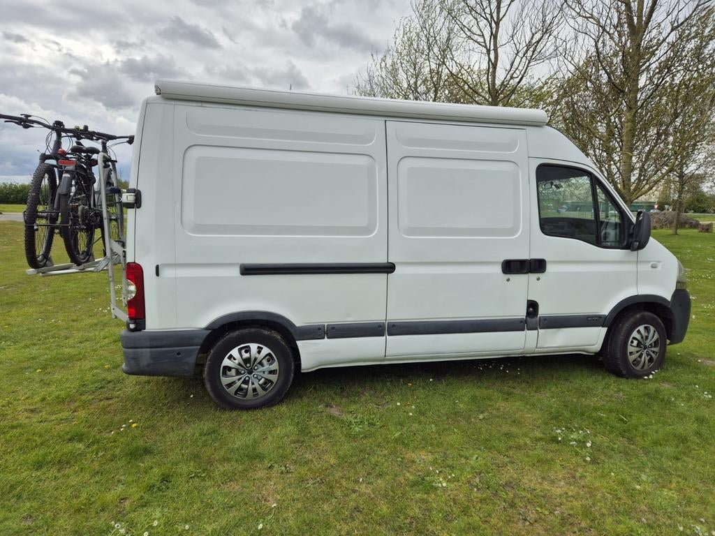 Camper Nissan Interstar 2009 100pk diesel nieuwe apk, Tot en met 2, Particulier, Luifel, Reservewiel