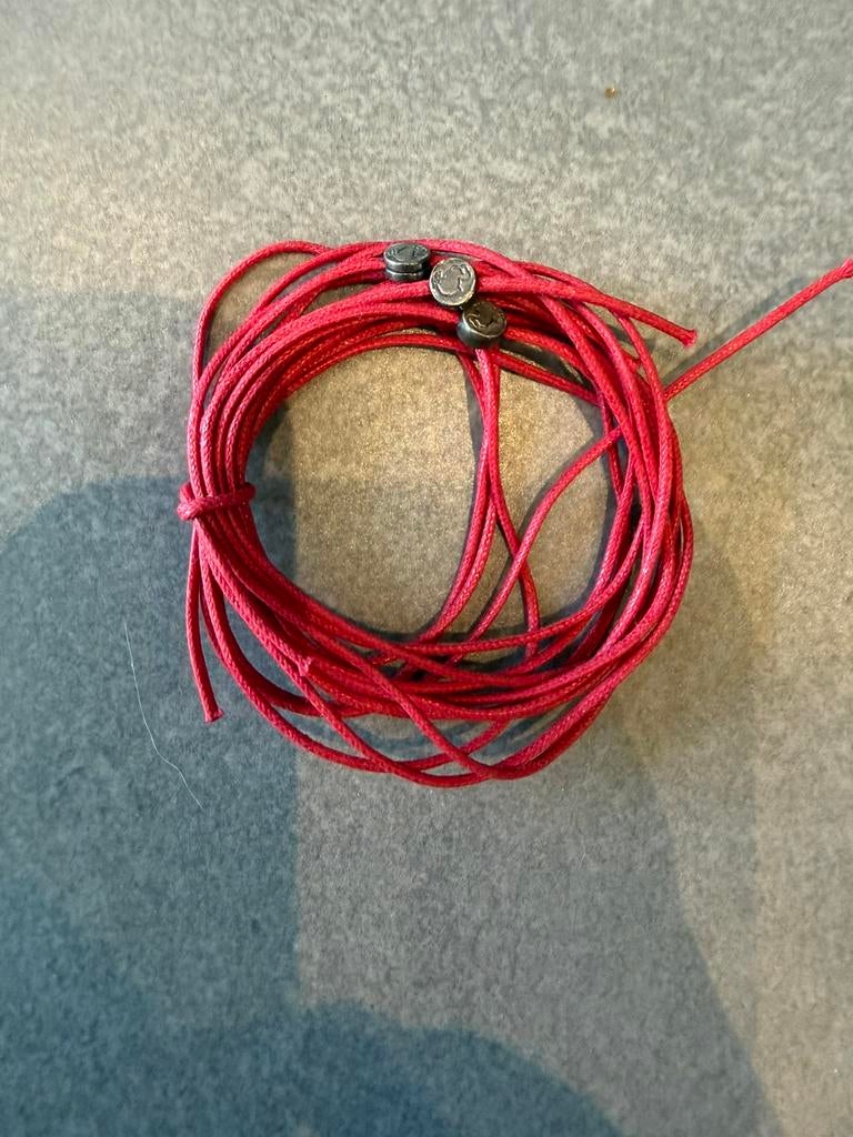 3x dodo cotton cord met zilveren seal, Nieuw, Ophalen of Verzenden, Met bedels of kralen, Rood