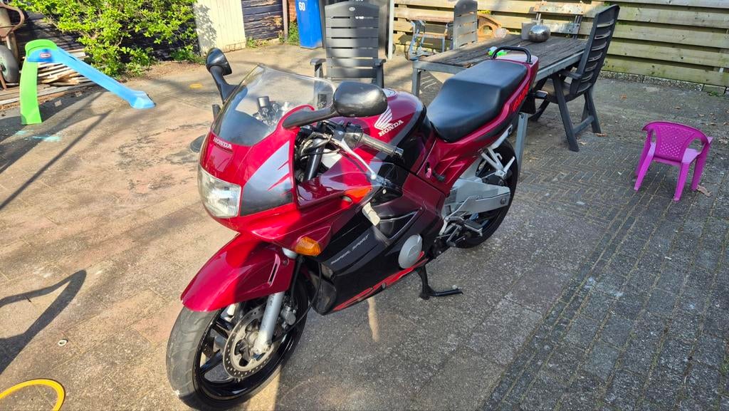 Honda CBR600F2 uit '94 - Goed onderhouden sportmotor, 4 cilinders, Motorrijbewijs A, Gebruikt, Super Sport