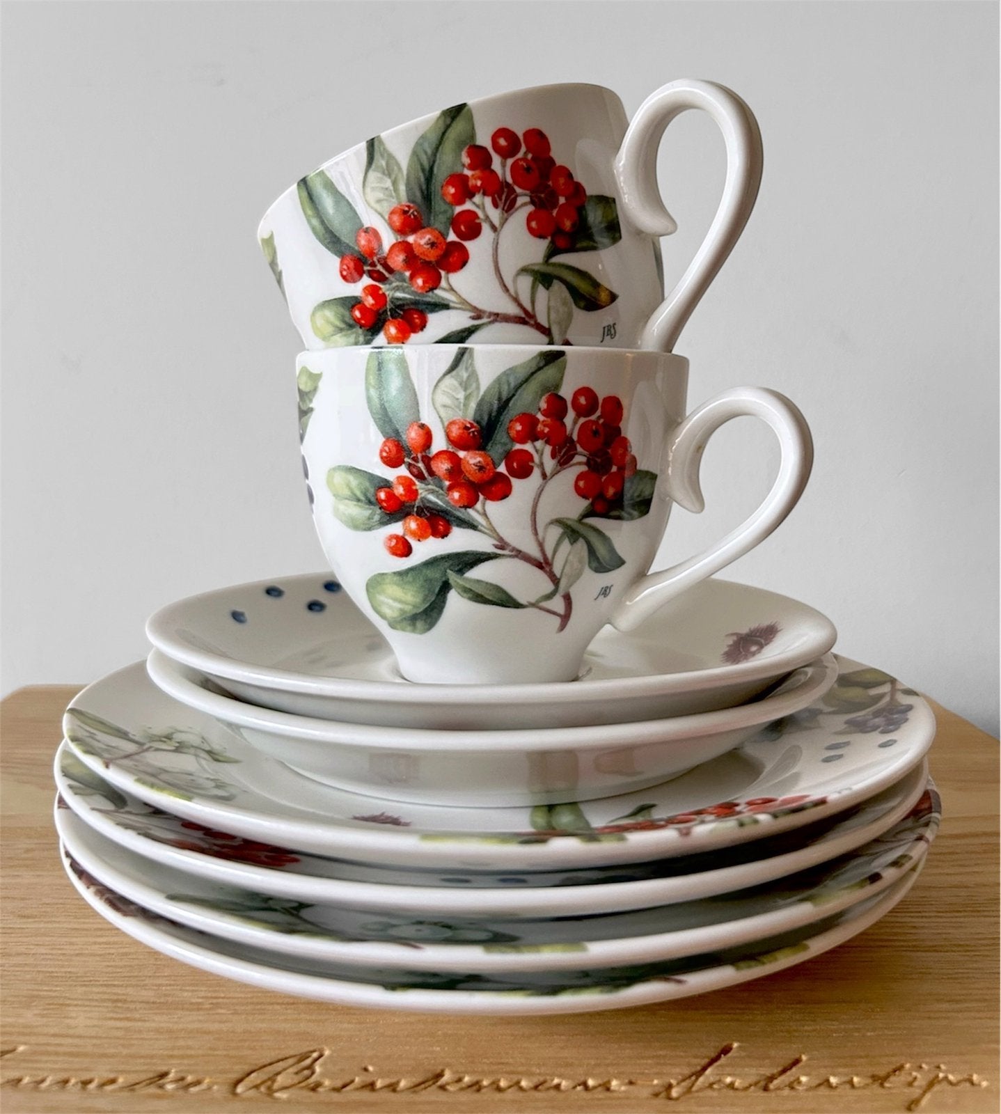 Serviesdelen Janneke Brinkman JBS Kerst 2011, Overige merken, Klassiek, Ophalen of Verzenden, Zo goed als nieuw