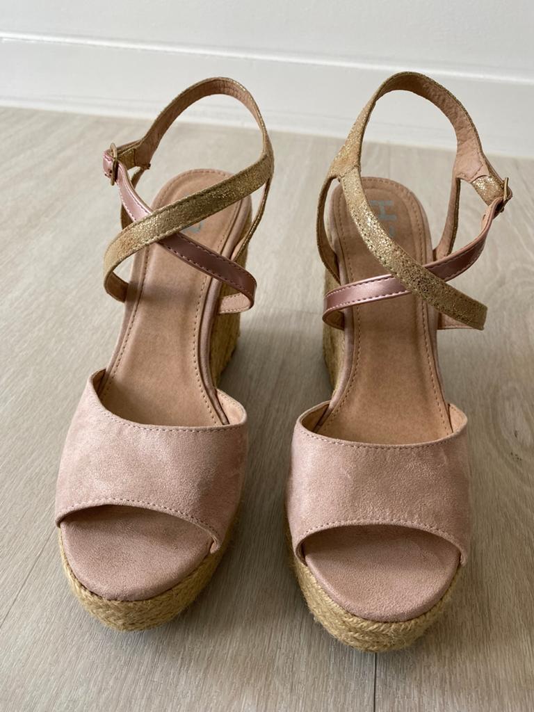H3 shoes sleehak schoen/ sandaal licht roze maat 39, Kleding | Dames, Schoenen, Nieuw, Ophalen of Verzenden, Schoenen met hoge hakken