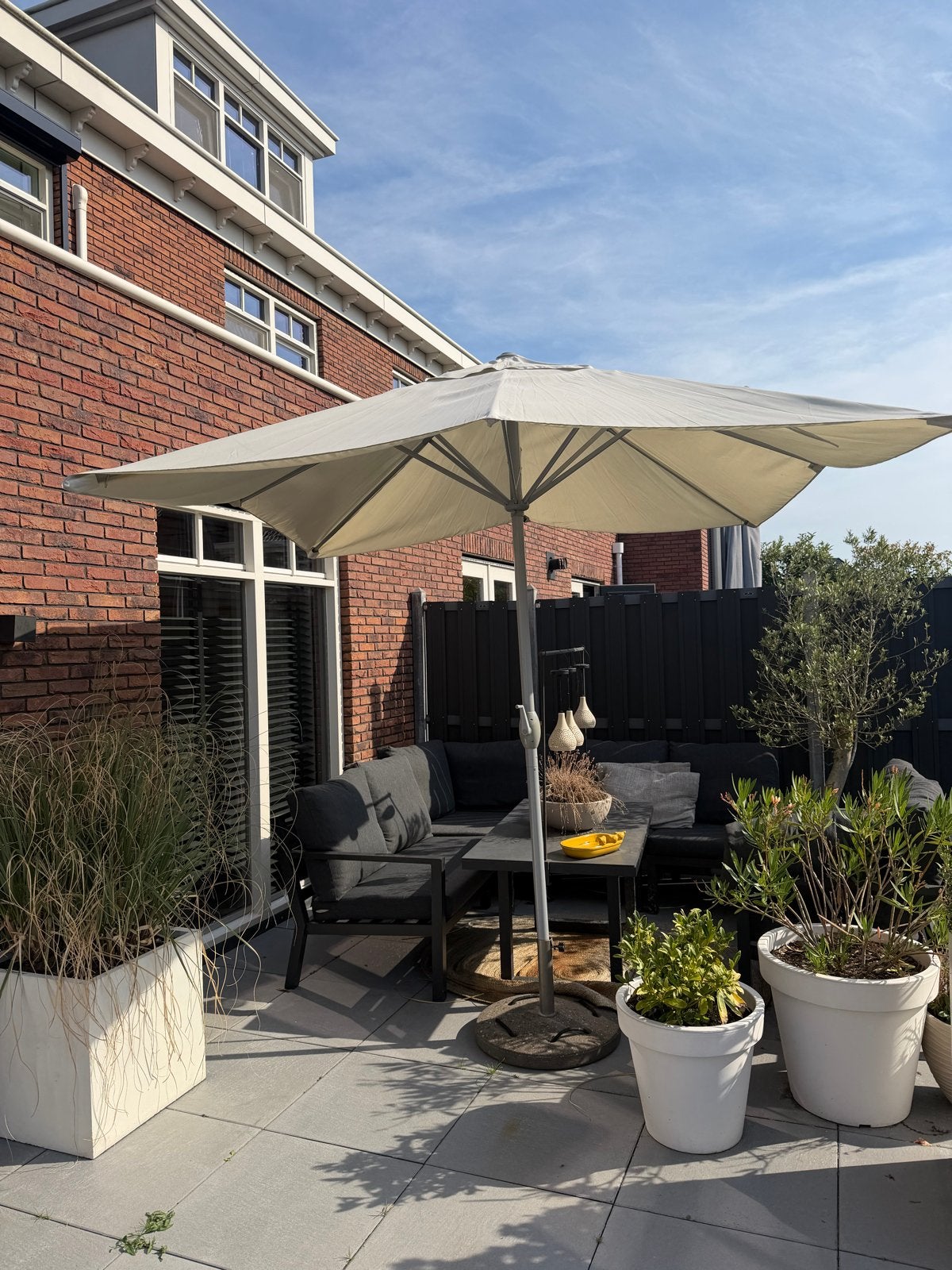 Beige parasol van IKEA, Ophalen, Gebruikt, 2 tot 3 meter, Stokparasol