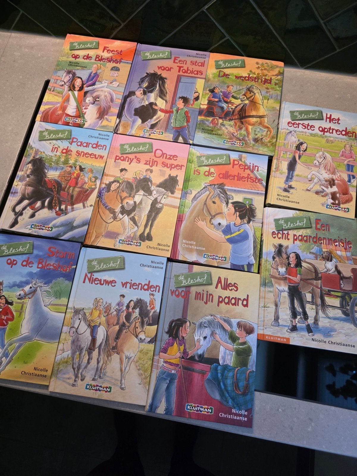 11x De Bleshof boeken - Nicolle Christiaanse, Ophalen of Verzenden, Gelezen, Nicolle Christiaanse, Fictie