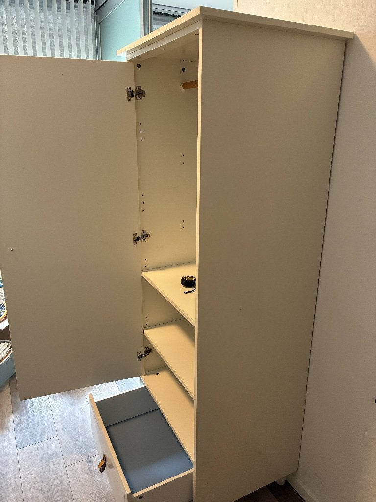 Witte kledingkast, Huis en Inrichting, Kasten | Kledingkasten, 50 tot 100 cm, 150 tot 200 cm, Overige houtsoorten, 50 tot 75 cm