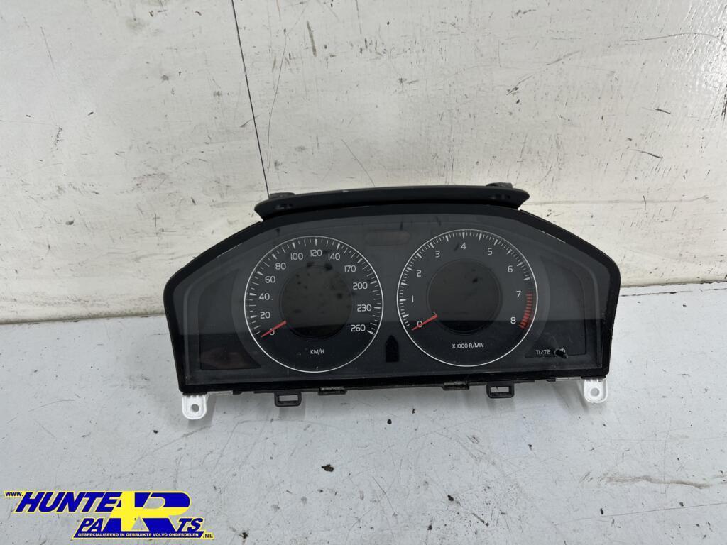 Tellerklok Volvo V70 III 2.5T ('07-'17) 31254534, Gebruikt, Ophalen of Verzenden, Volvo, Volvo