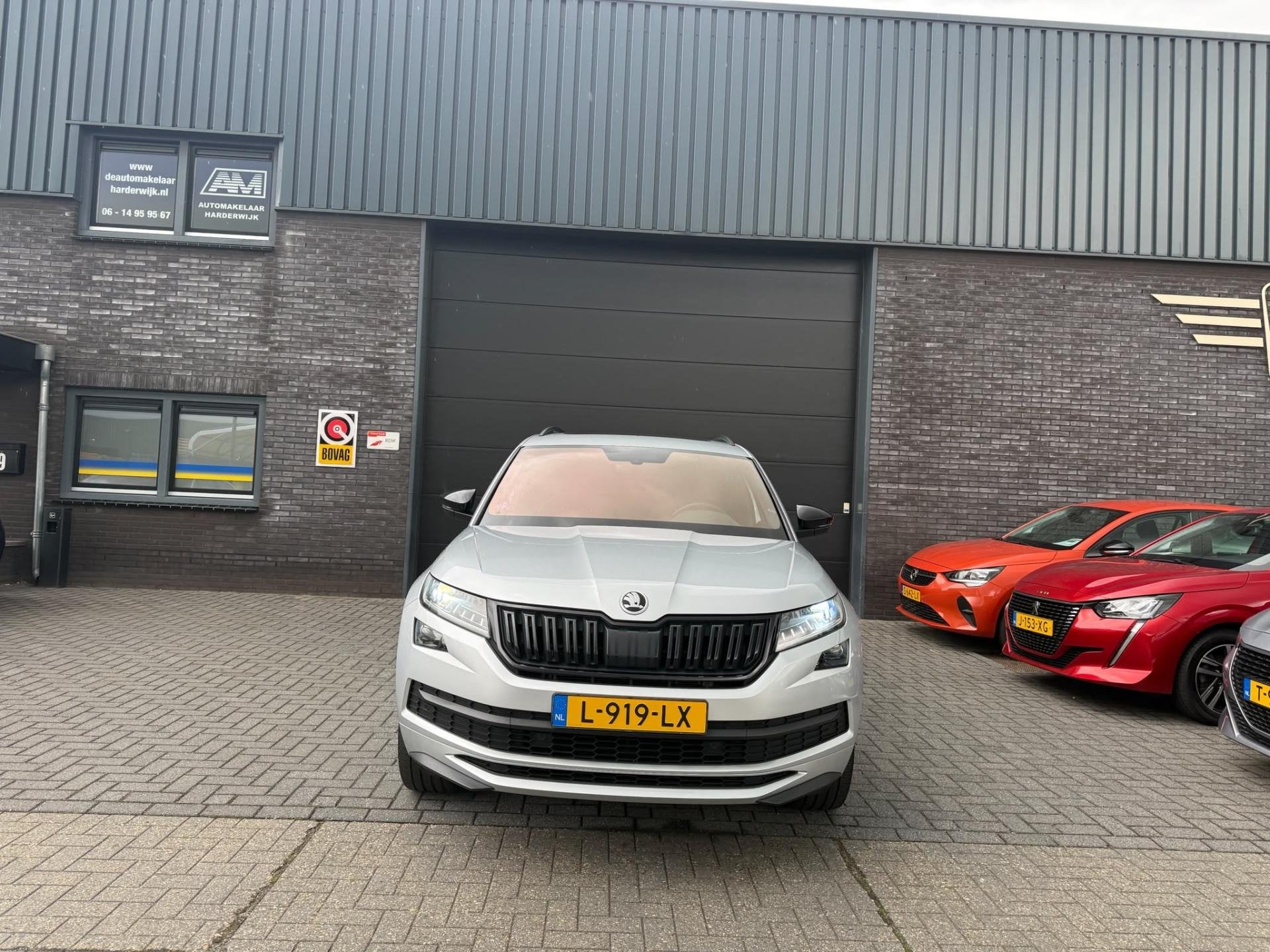 SKODA Kodiaq 1.5 TSI Sportline Business | 1E EIGENAAR | 3/6/, Auto's, 4 cilinders, 150 pk, Origineel Nederlands, Bedrijf