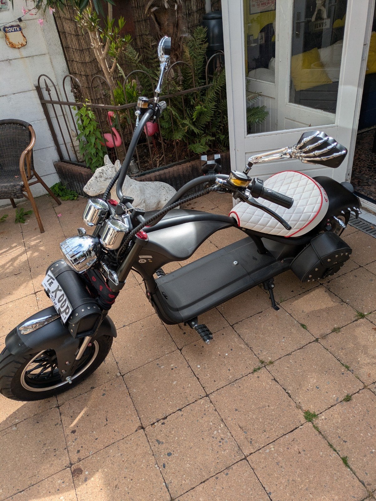 Stoere Fatbike Chopper E-Scooter met Helm en Tassen, Ophalen, Onbekend, Maximaal 45 km/u, Zo goed als nieuw