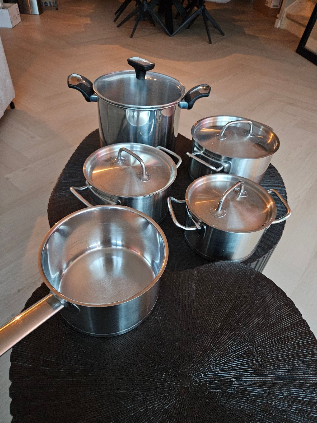 nette 5-delige pannenset Sola, Huis en Inrichting, Ophalen, Gebruikt, Met deksel, Pannenset