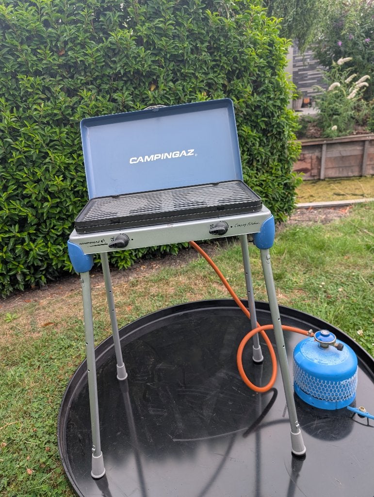 Campinggaz gasstel 2 pits met grill/gasbbq, Ophalen, Gebruikt