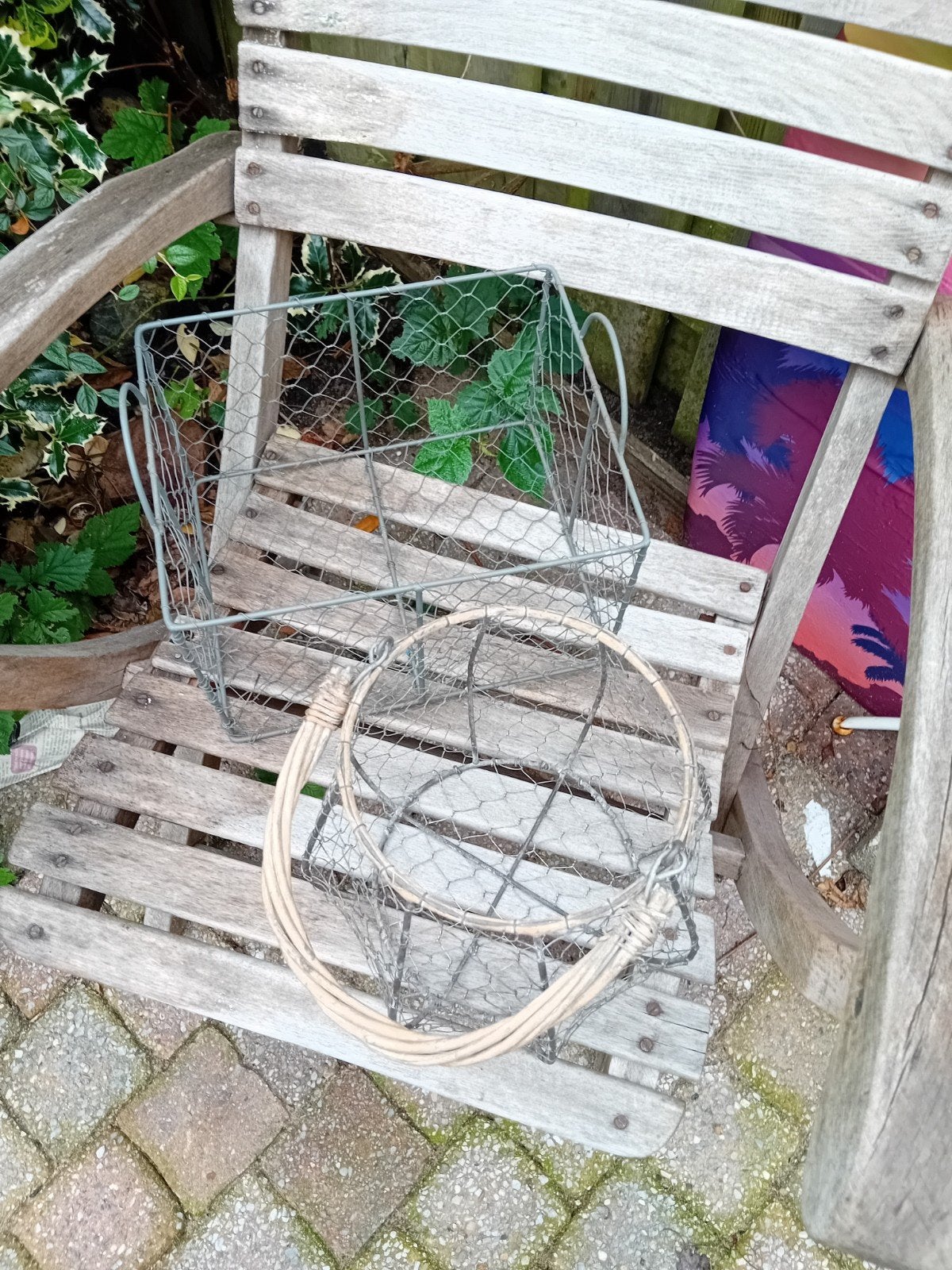 Set van 3 landelijke manden - Riet en Metaal voor kerststuk, Ophalen of Verzenden, Gebruikt