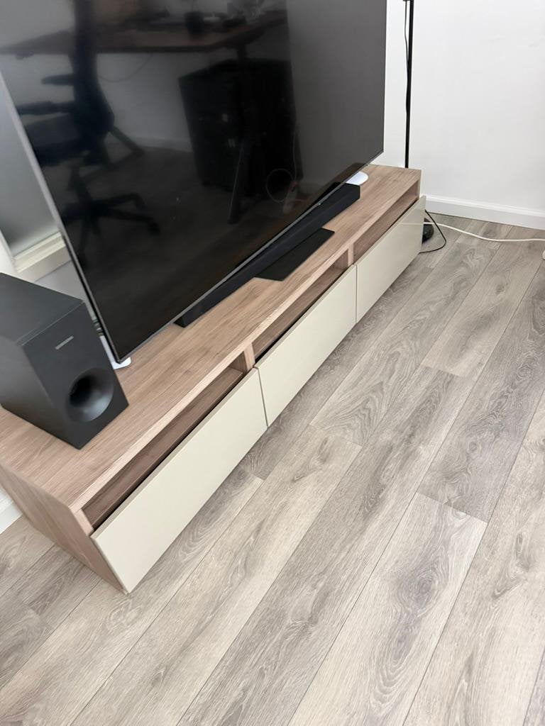 Ikea tv meubel - moet nu weg!!!!, Ophalen, Zo goed als nieuw, 25 tot 50 cm, Minder dan 100 cm