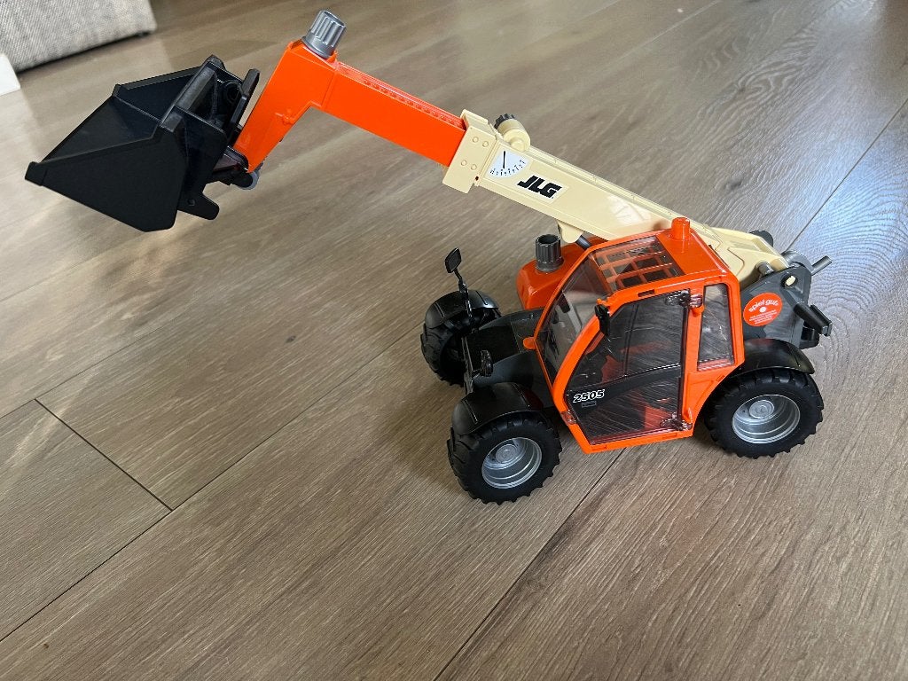Telescooplader Bruder, Ophalen, Zo goed als nieuw