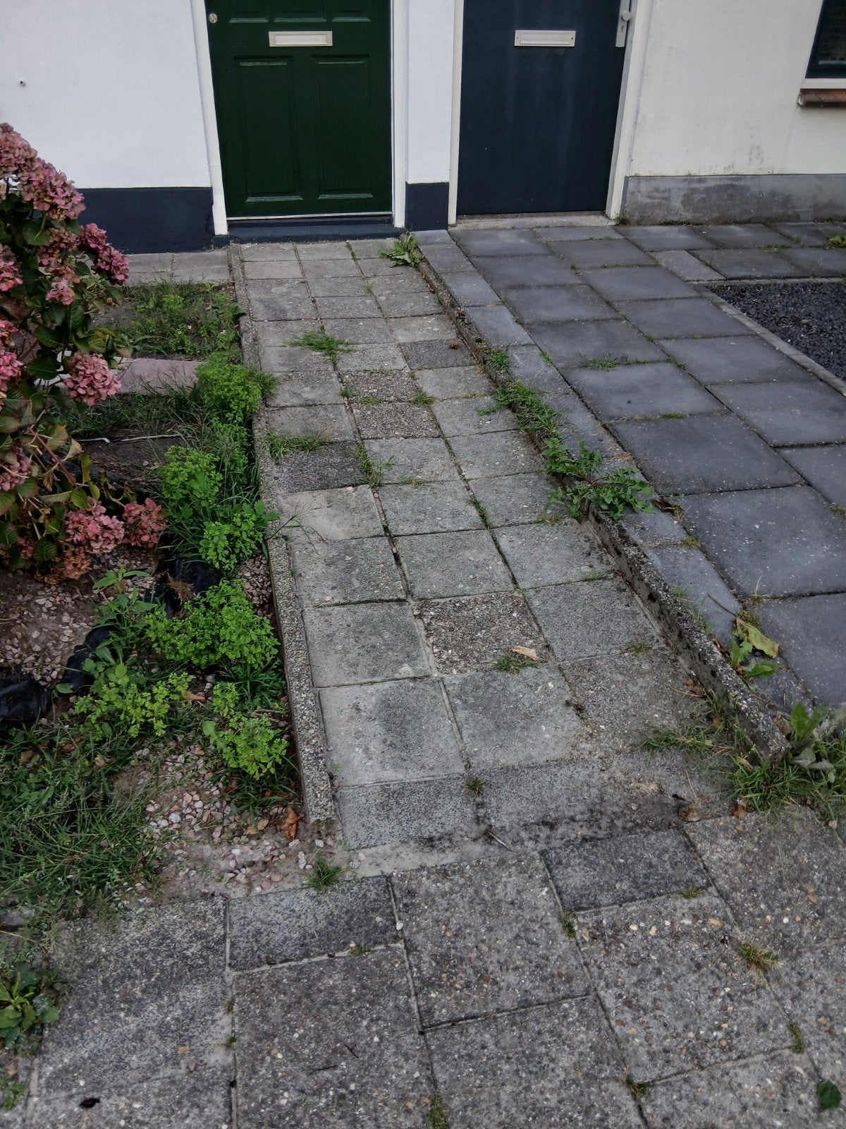 tegels en opsluitbanden gratis, Gebruikt, Ophalen of Verzenden, 10 m² of meer, Beton