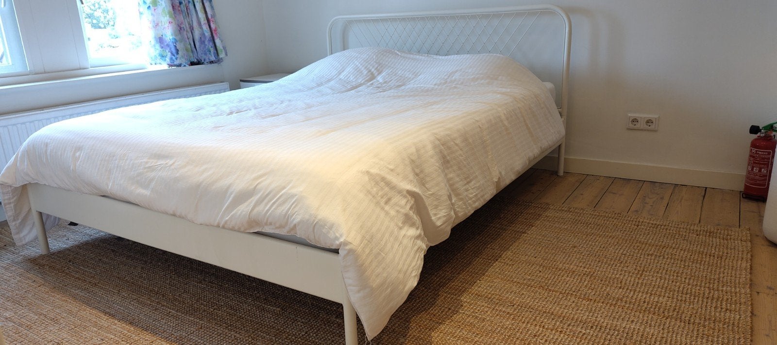Wit metalen bedframe Ikea 160x200, Ophalen, Gebruikt, Wit, Tweepersoons