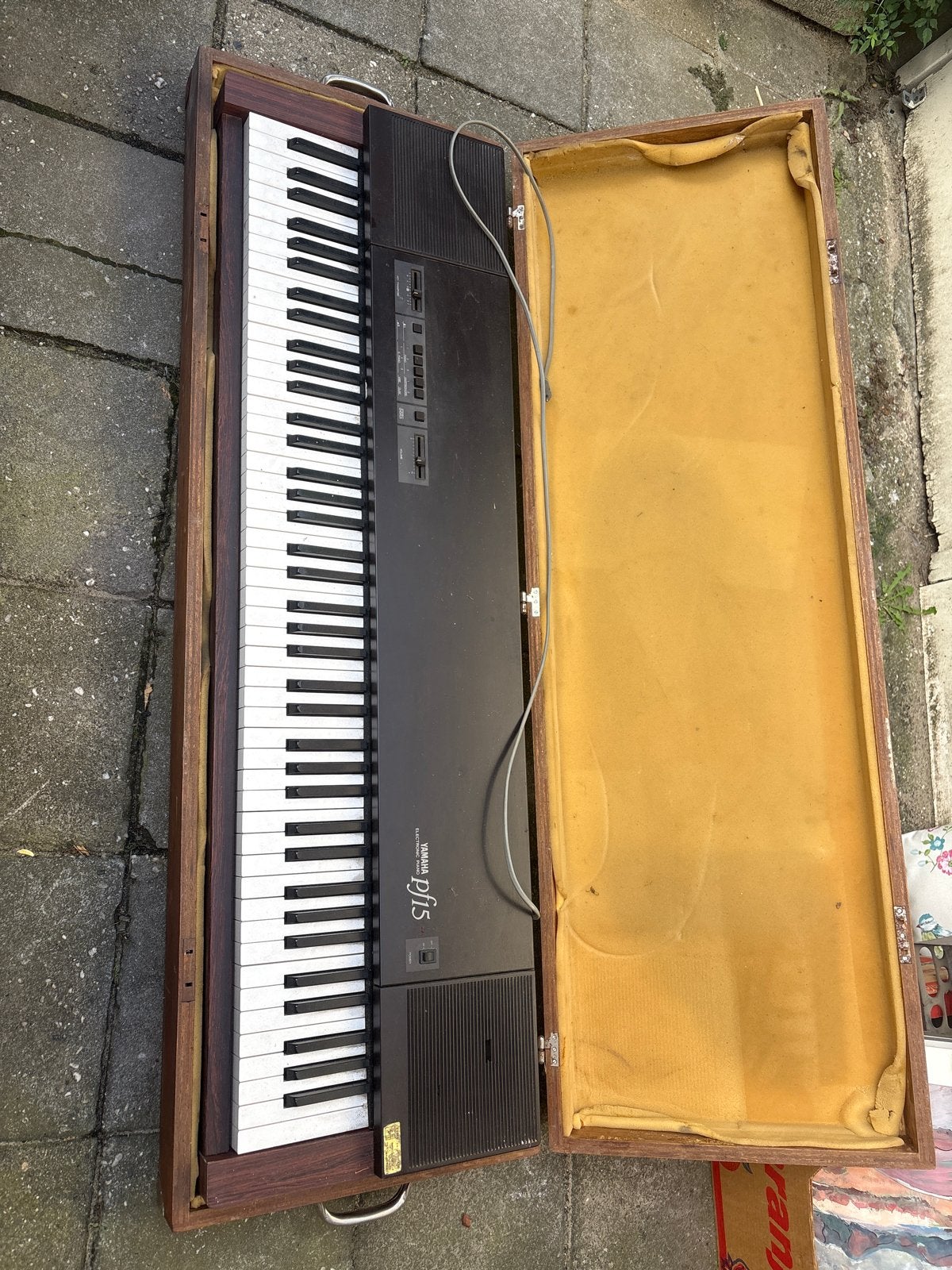 Yamaha PF15 Electronic Piano met 88 toetsen en koffer, Gebruikt, 88 toetsen, Yamaha, Ophalen of Verzenden