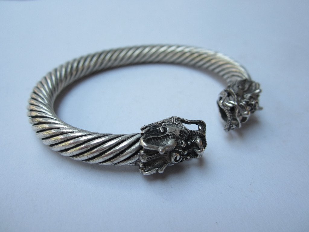 Oude Chinese handgemaakte armband met drakenkop #2394, Sieraden, Tassen en Uiterlijk, Armbanden, Ophalen of Verzenden, Gebruikt