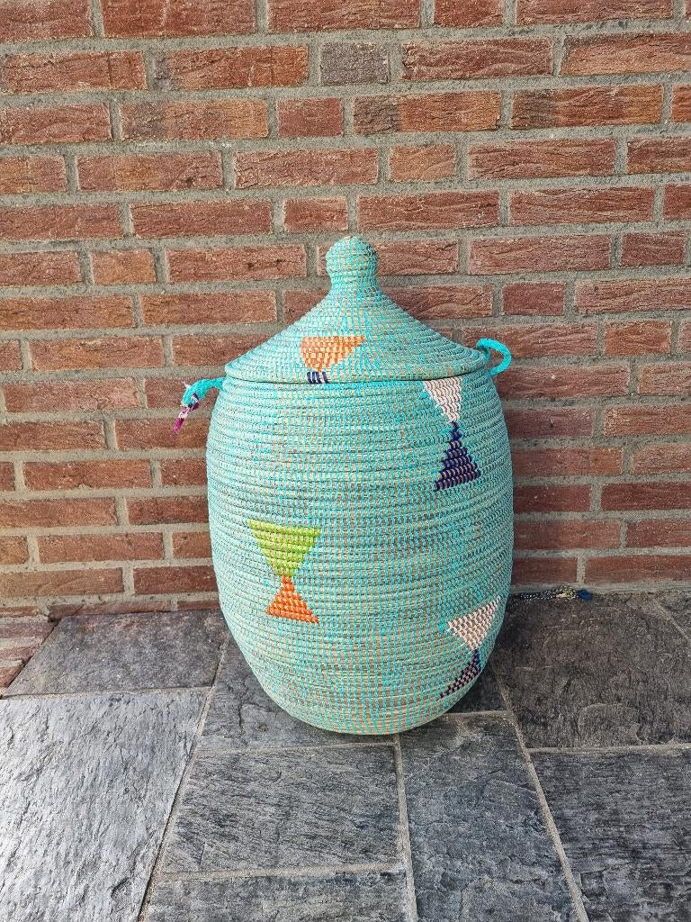 Afrikaanse opbergmand turquoise van zeegras uit Senegal, Mand, Rond, Nieuw, Ophalen of Verzenden