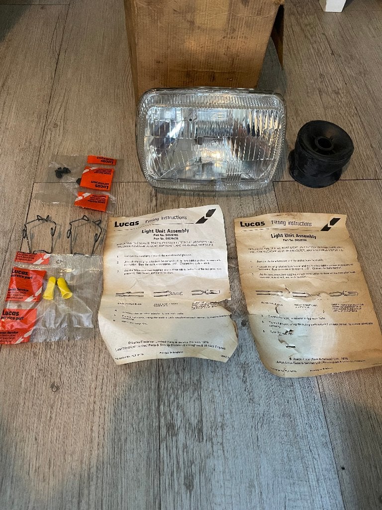 Ford Capri Mk1 Nos lucas Sealed Beam Headlight/lamp, Ophalen of Verzenden, Nieuw