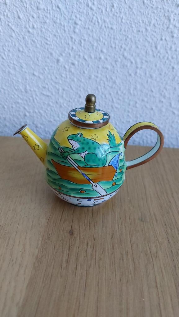 Charlotte di Vita  miniatuur theepotje, Ophalen of Verzenden