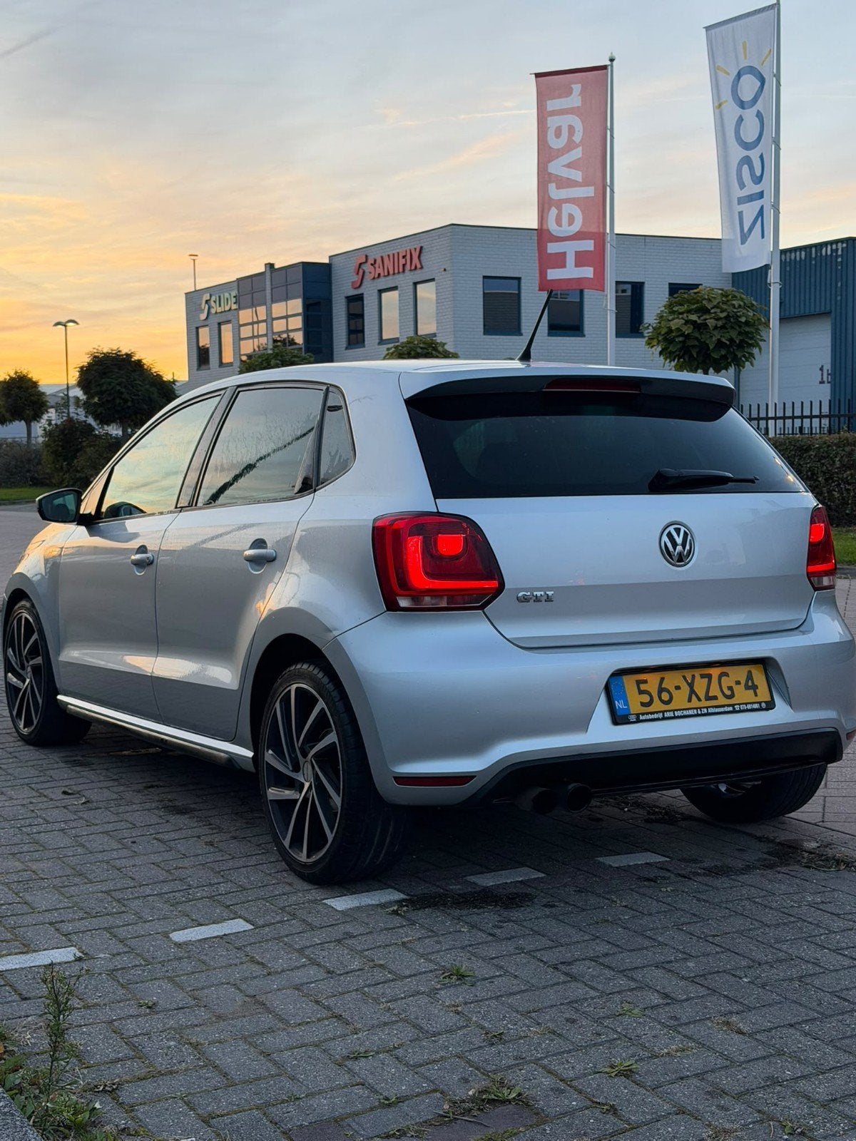Volkswagen Polo 1.4 TSI 132KW DSG 2012 Grijs, Auto's, 1169 kg, Zwart, 4 cilinders, 179 pk