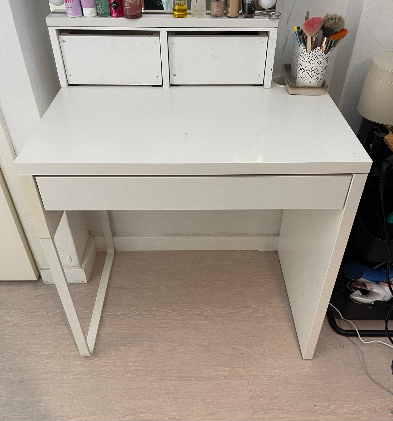 IKEA Micke bureau - Gebruikt met lichte vlekken, Ophalen, Gebruikt, Met lades, IKEA